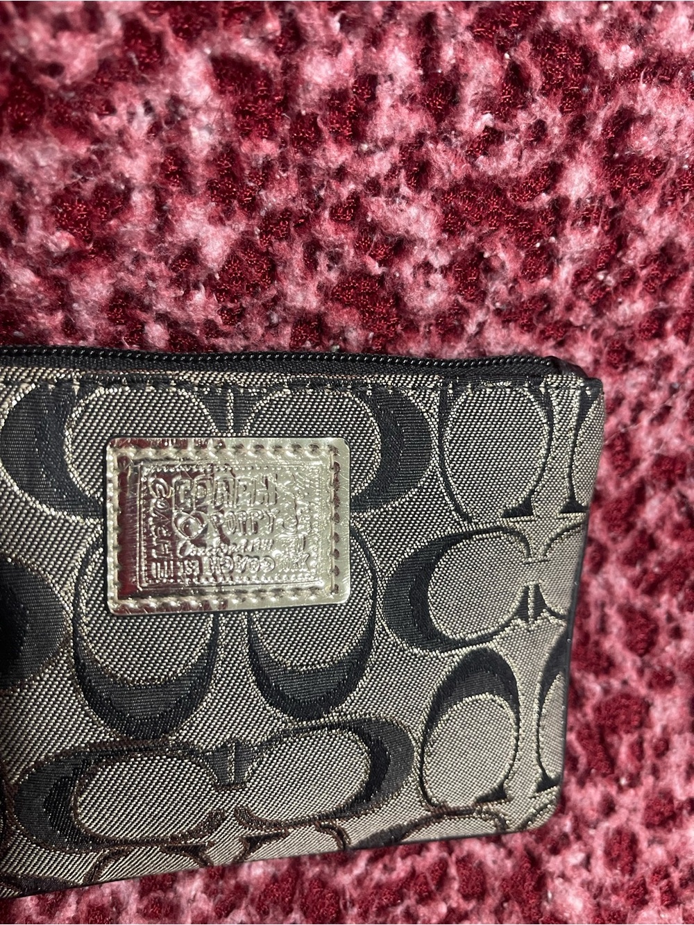 Coach Black and Gold Poppy Signature Jacquard Wristlet - Picture 3 of 4